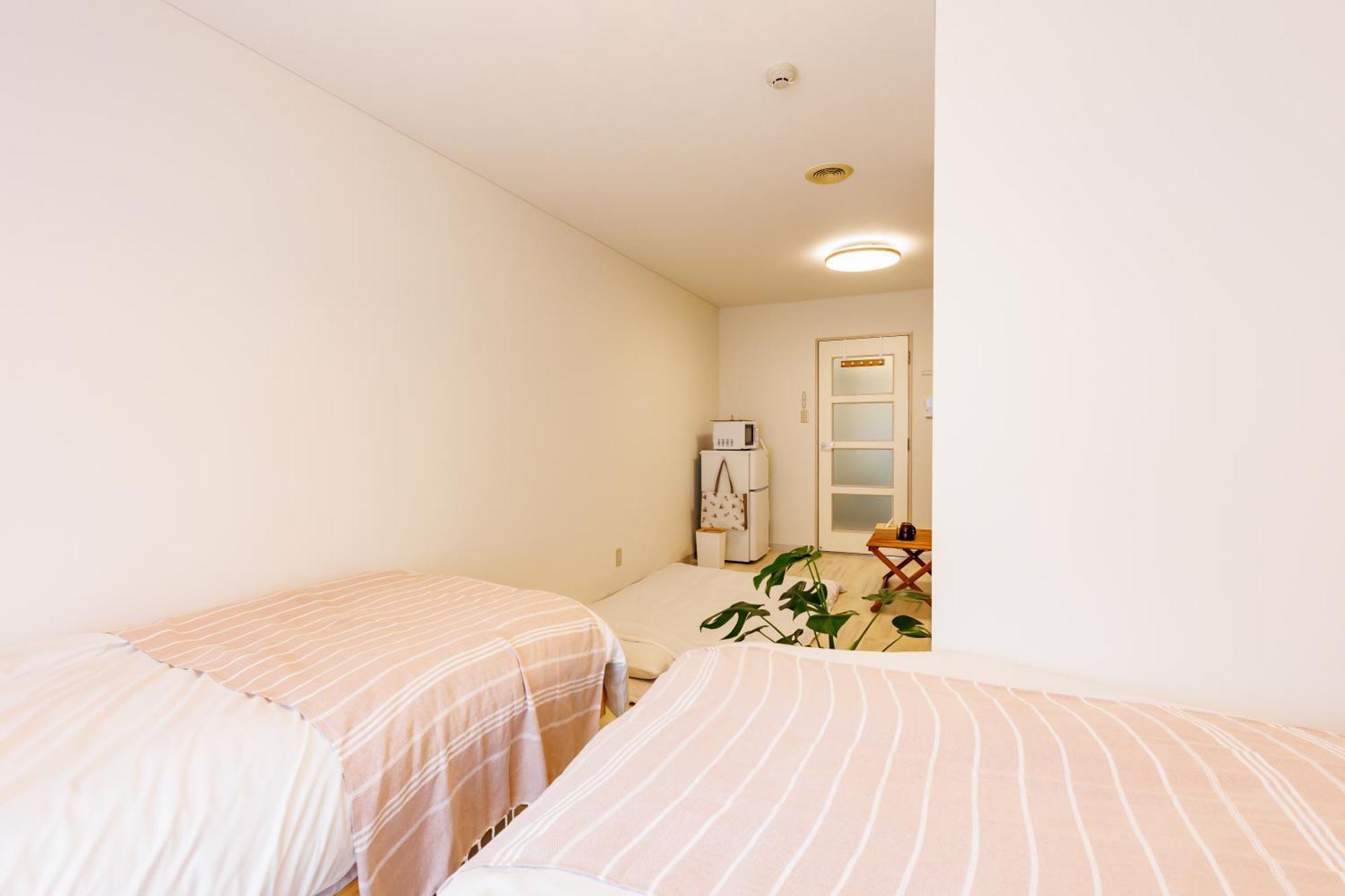 Hideaway Miyakojima Apartment Osaka Bagian luar foto