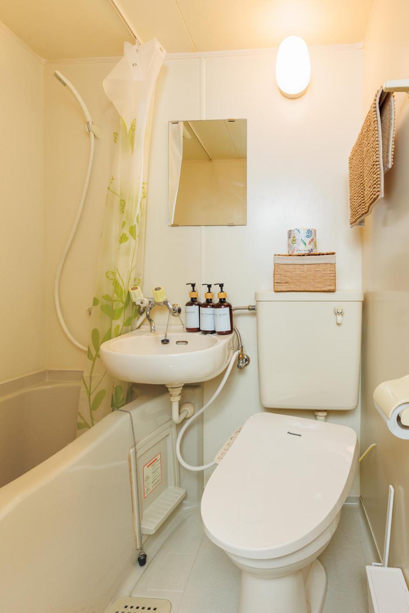 Hideaway Miyakojima Apartment Osaka Bagian luar foto